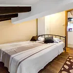 Апартаменты Nikolina Seaview *