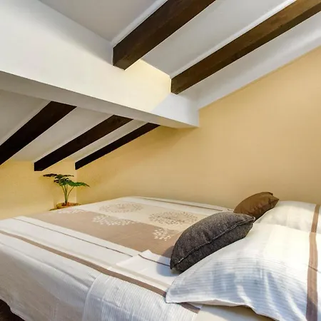 Apartman Nikolina Seaview Sibenik