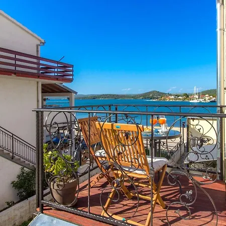 Nikolina Seaview * Sibenik