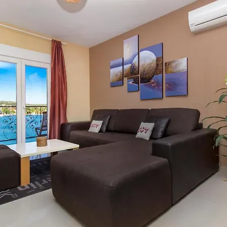 Nikolina Seaview Sibenik