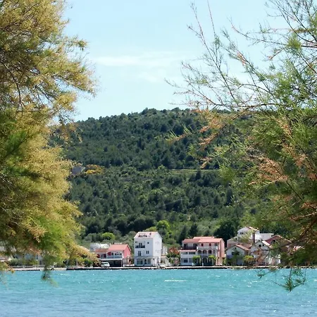 Nikolina Seaview Apartman