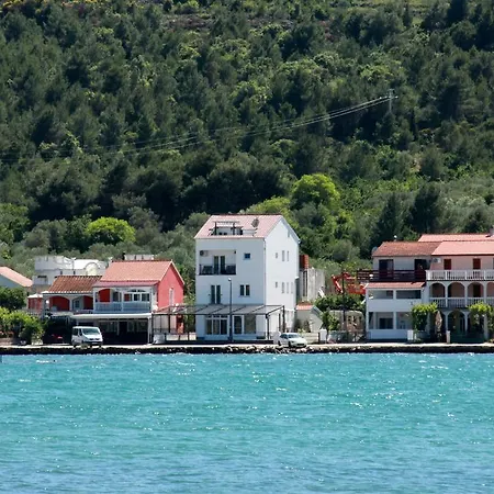 Nikolina Seaview * Sibenik