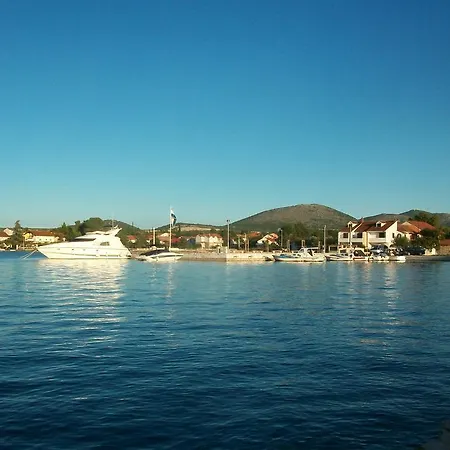 Daire Nikolina Seaview Šibenik