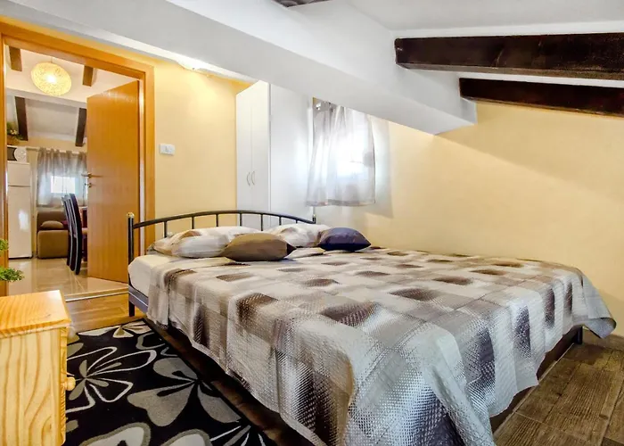 Apartment Nikolina Seaview